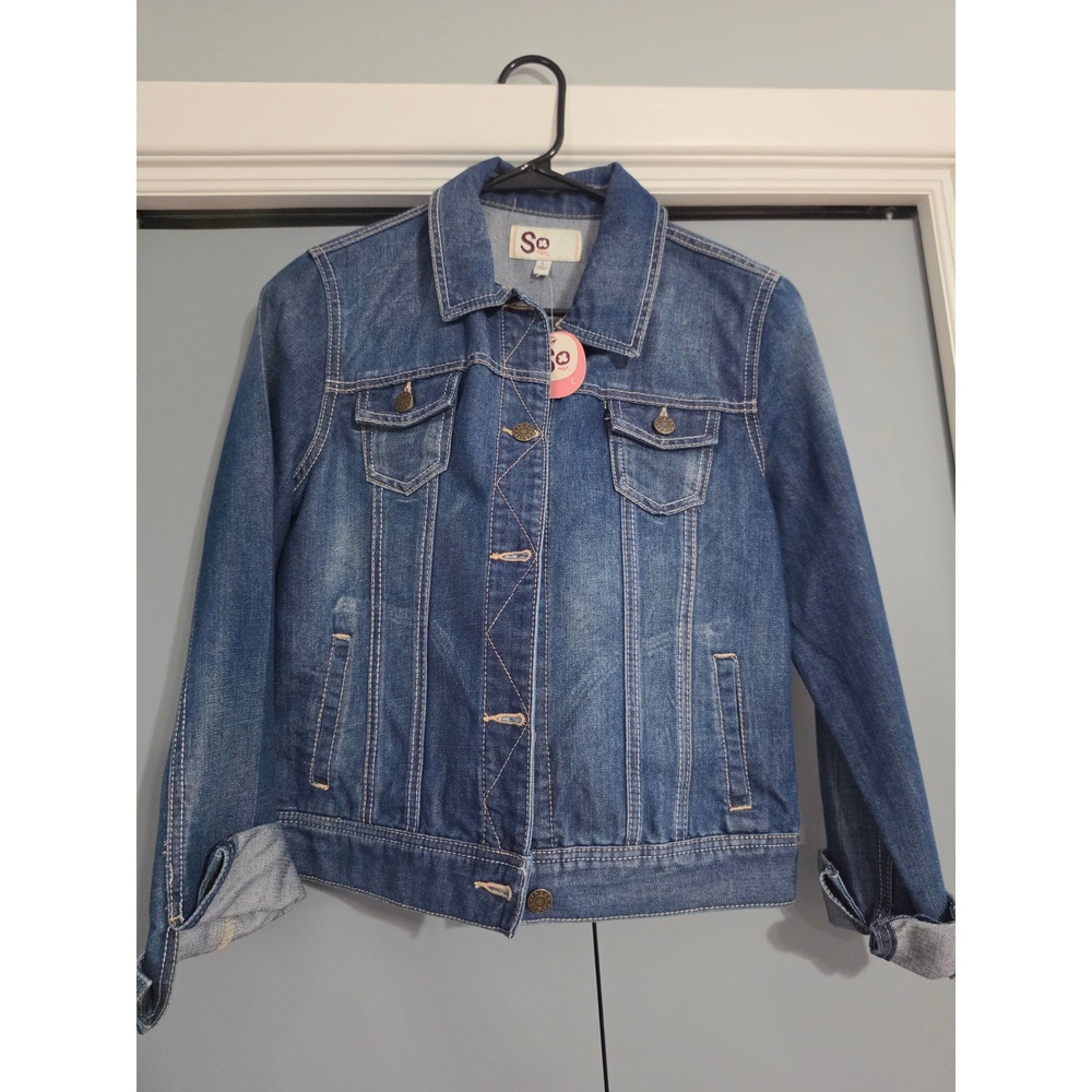 SO Denim Jacket Women Large Blue New With Tags Button Up Trucker Classic